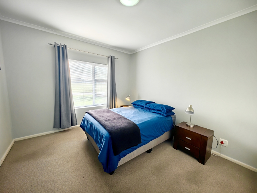 2 Bedroom Property for Sale in The Crest Western Cape